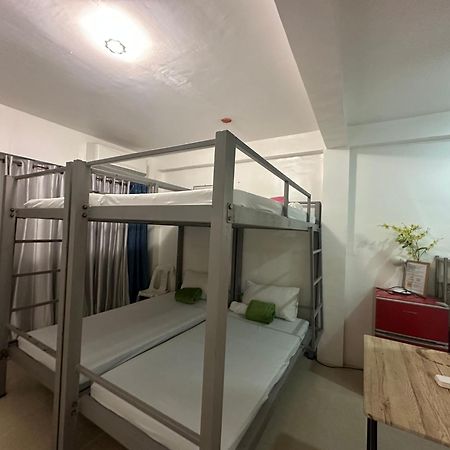 Apartamento Tacloban Evmc Gdex Transient House Exterior foto